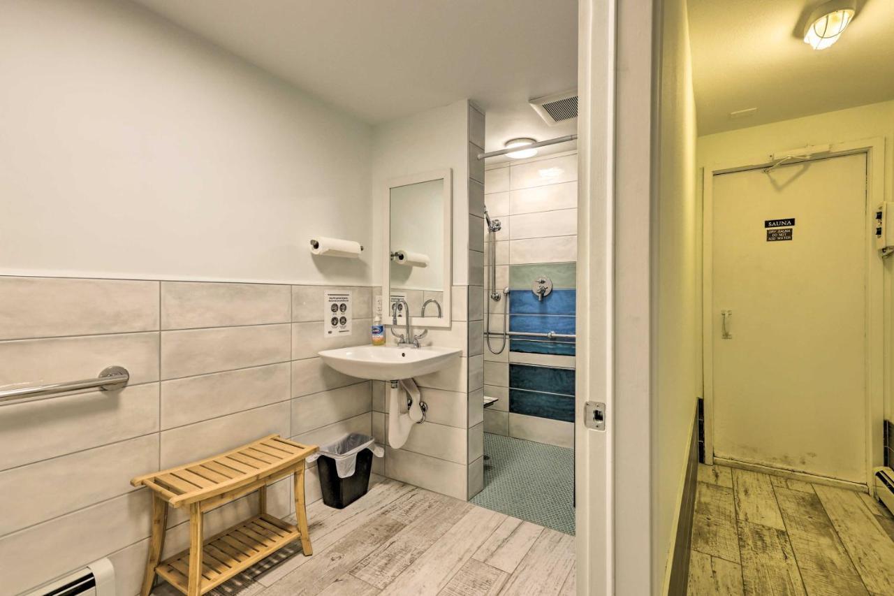 Modern Condo 2 Blocks To Main Street Frisco! Exterior photo